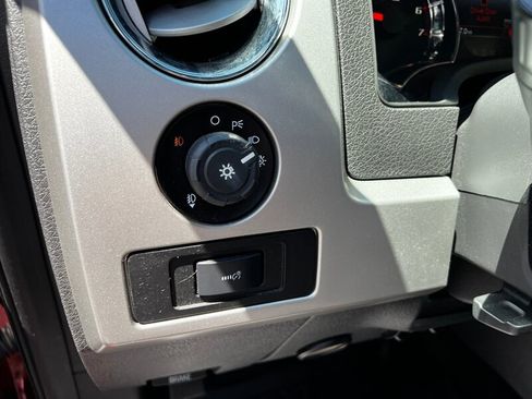 Used 2014 Ford F150 FX4 w/ Equipment Group 402A Luxury AWD/4WD image 30