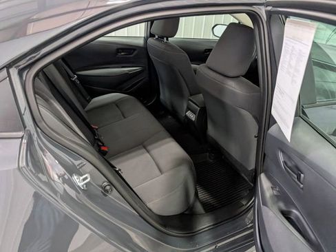 Used 2025 Toyota Corolla LE w/ LE Premium Package image 25