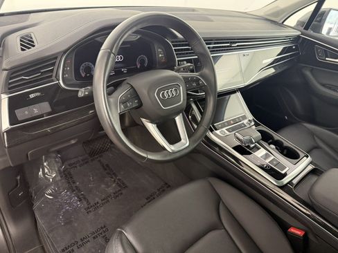 Used 2023 Audi Q7 2.0T Premium Plus w/ Premium Plus Package AWD/4WD image 17