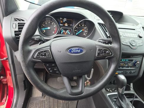 Used 2017 Ford Escape SE w/ SE Cold Weather Package AWD/4WD image 12