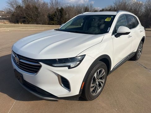 Used 2023 Buick Envision Essence image 1