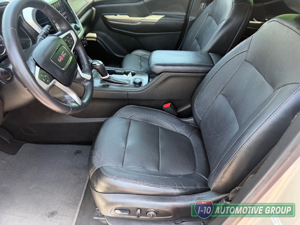 Used 2017 GMC Acadia SLT FWD image 18