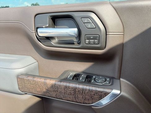 Used 2021 GMC Sierra 1500 Denali w/ Denali Premium Package AWD/4WD image 29