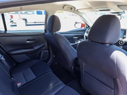 Used 2021 Nissan Sentra SV FWD image 16