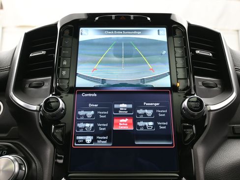 Used 2021 RAM 1500 Laramie image 30