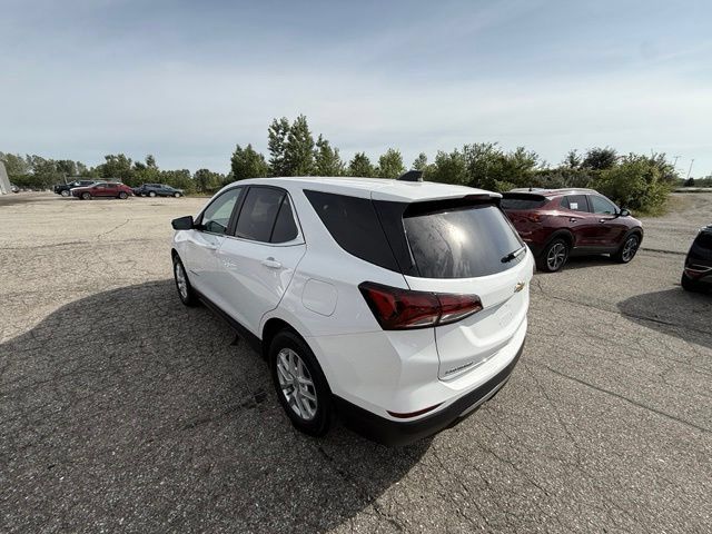 Used 2022 Chevrolet Equinox LT FWD image 3