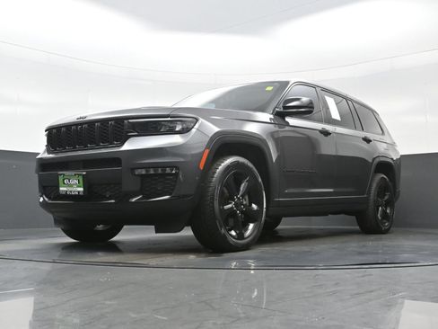 Used 2022 Jeep Grand Cherokee L Limited w/ Luxury Tech Group II AWD/4WD image 31