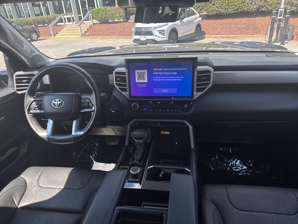 Used 2024 Toyota Tundra Limited AWD/4WD image 21
