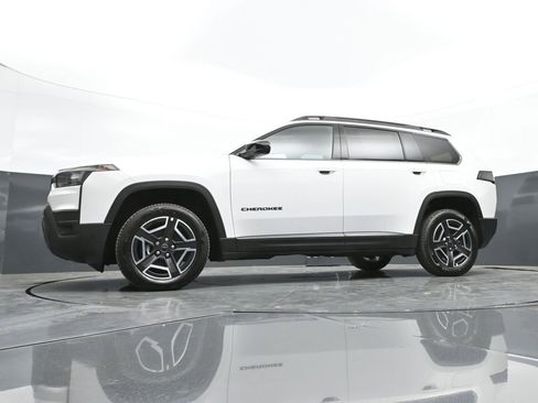 New 2026 Jeep Cherokee Limited AWD/4WD image 47