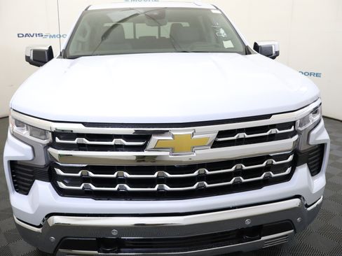 New 2026 Chevrolet Silverado 1500 LTZ w/ LTZ Premium Package AWD/4WD image 14