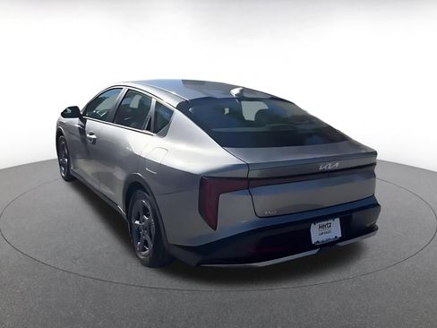 Used 2025 Kia K4 LXS image 10