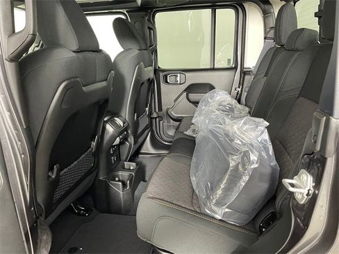 New 2025 Jeep Gladiator Mojave w/ Steel Bumper Group image 4