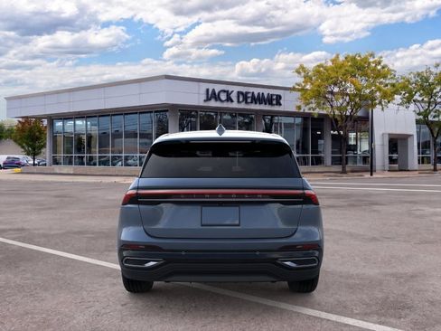 Used 2026 Lincoln Nautilus Premier w/ Equipment Group 102A AWD/4WD image 5