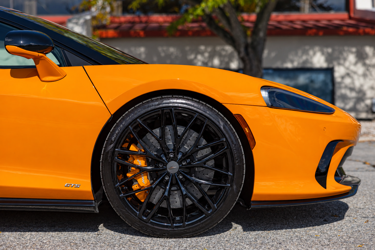 Used 2025 McLaren GTS RWD image 16