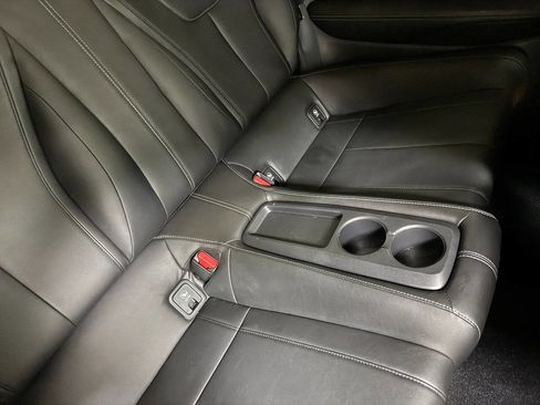 Used 2017 INFINITI Q60 3.0t w/ Premium Plus Package 3.0T image 32