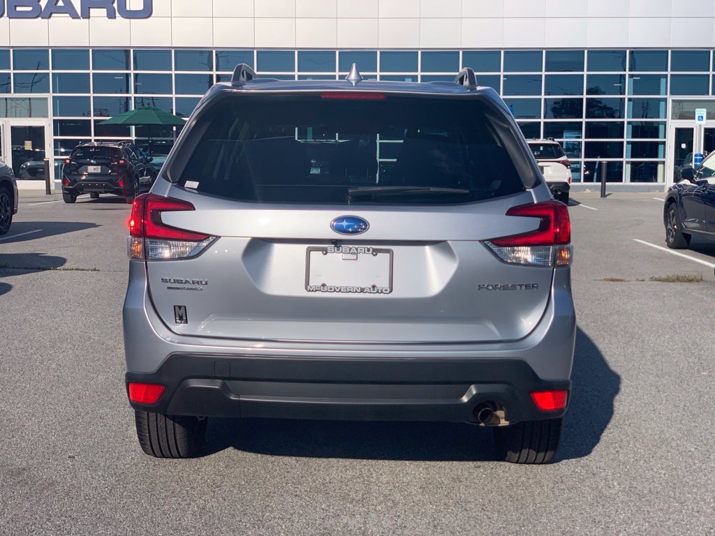 Used 2023 Subaru Forester Premium AWD/4WD image 7