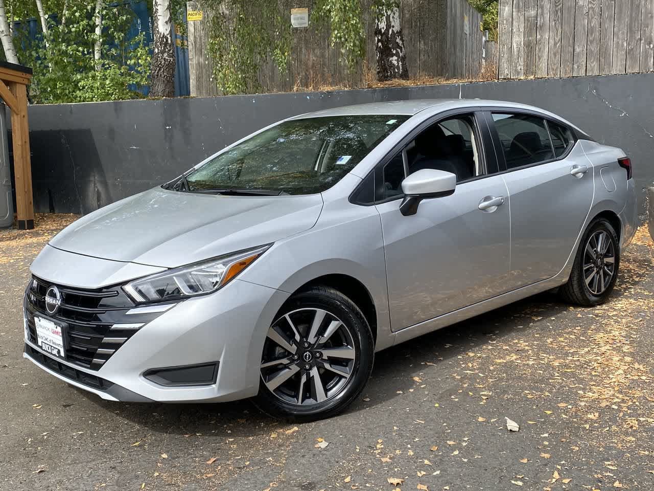 Used 2024 Nissan Versa SV FWD image 1