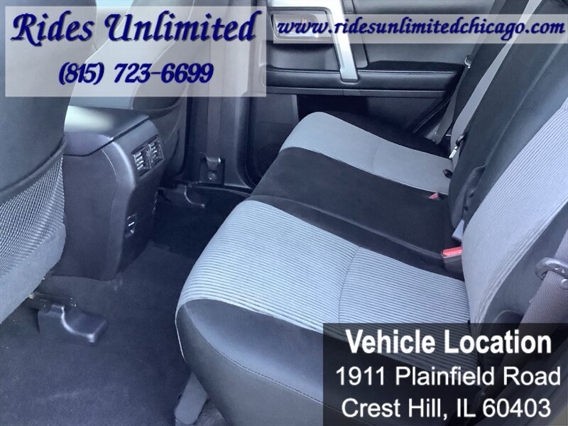 Used 2014 Toyota 4Runner SR5 AWD/4WD image 29