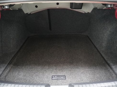 Used 2024 Volkswagen Jetta SE image 24