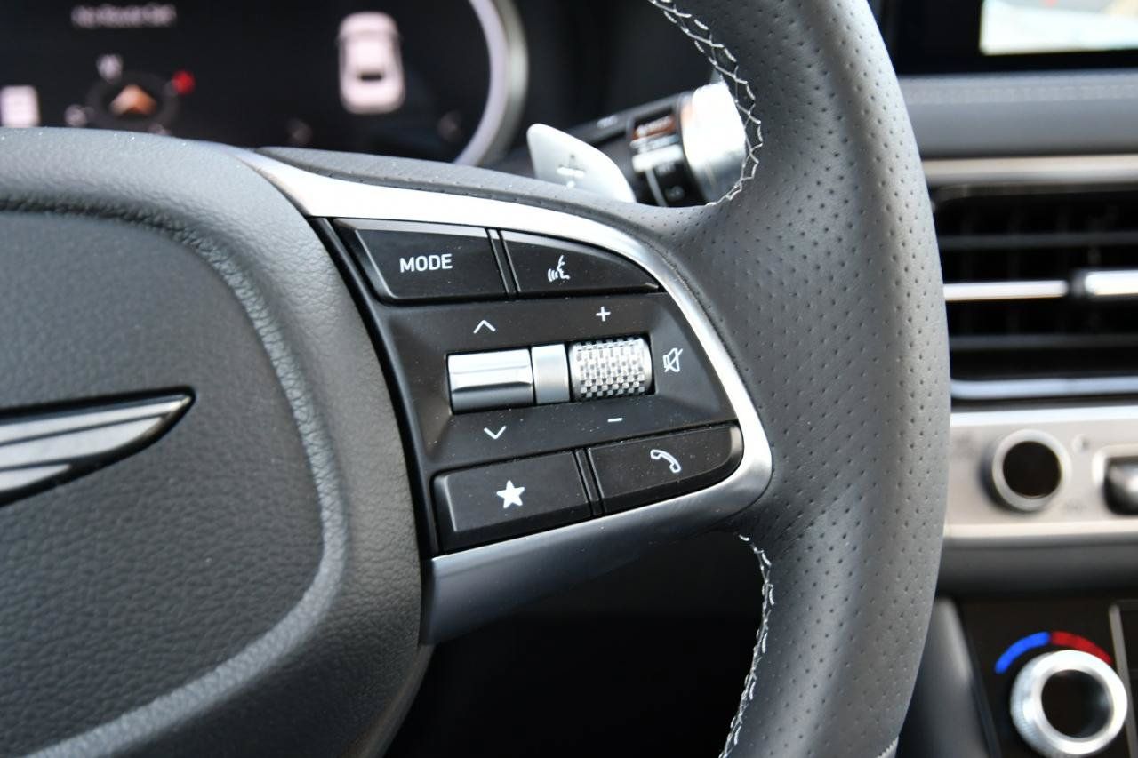 Used 2026 Genesis G70 2.5T RWD image 10