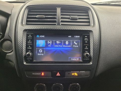 Used 2018 Mitsubishi Outlander Sport ES AWD/4WD image 25