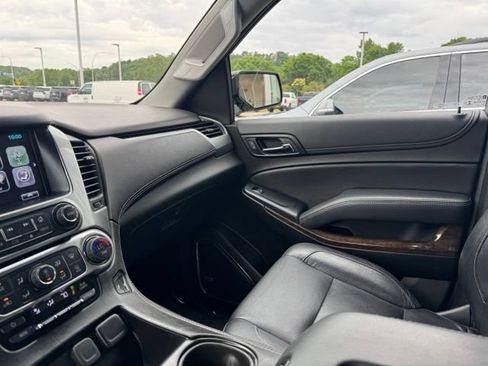 Used 2019 Chevrolet Suburban LT AWD/4WD image 21