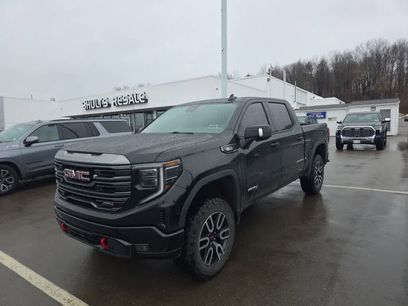 Used 2022 GMC Sierra 1500 AT4 w/ AT4 Preferred Package