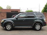Used 2010 Mercury Mariner 2WD image 2