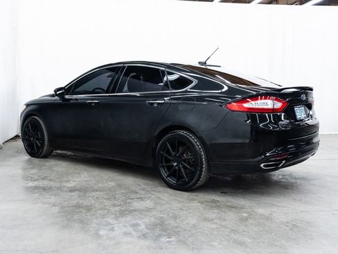 Used 2014 Ford Fusion Titanium image 4