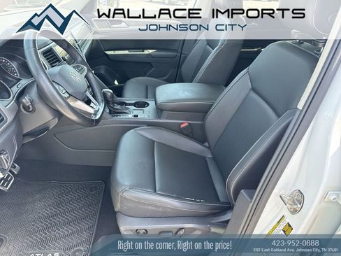 Used 2021 Volkswagen Atlas SE w/ Panoramic Sunroof Package FWD image 13
