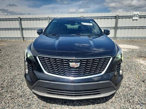 Used 2021 Cadillac XT4 Premium Luxury w/ Cold Weather Package AWD/4WD image 5