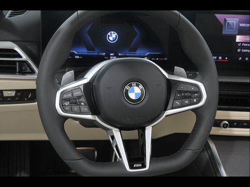 Used 2027 BMW 430i Convertible w/ M Sport Package RWD image 8