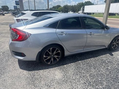 Used 2020 Honda Civic Sport image 5