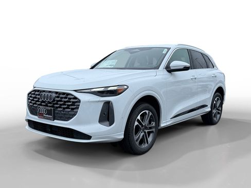 New 2025 Audi Q5 Premium image 1