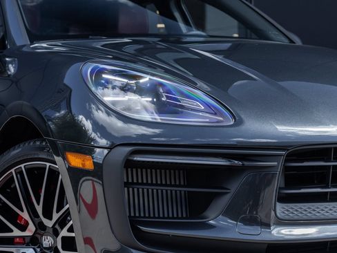 Used 2024 Porsche Macan S AWD/4WD image 20