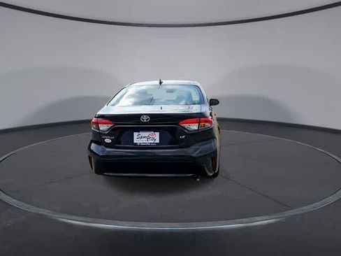 Used 2025 Toyota Corolla LE FWD image 7