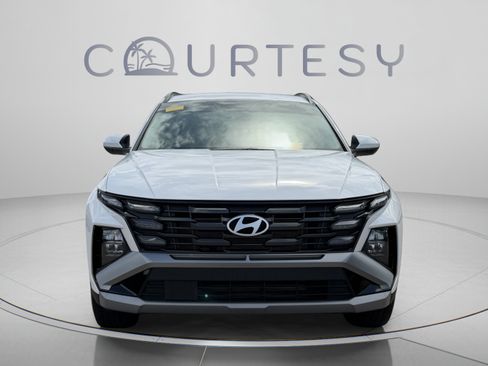 Used 2025 Hyundai Tucson SEL FWD image 8