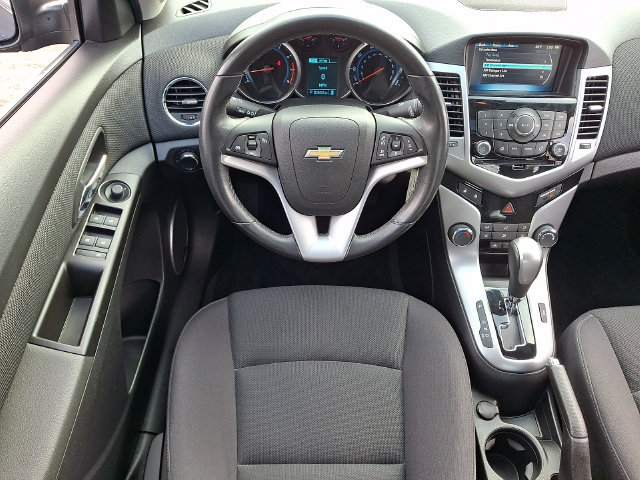 Used 2014 Chevrolet Cruze LT w/ All-Star Edition FWD image 3