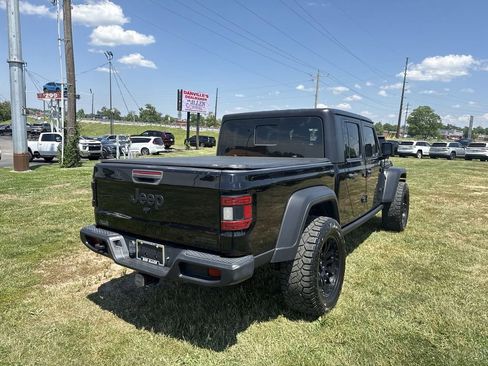 Used 2020 Jeep Gladiator Sport w/ Quick Order Package 24S AWD/4WD image 13