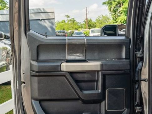 Used 2019 Ford F150 Raptor w/ Equipment Group 802A Luxury AWD/4WD image 32