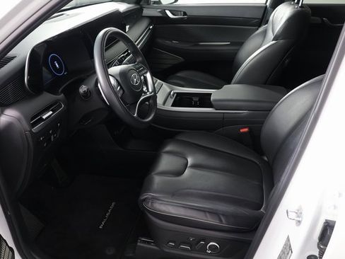 Used 2024 Hyundai Palisade Calligraphy image 20