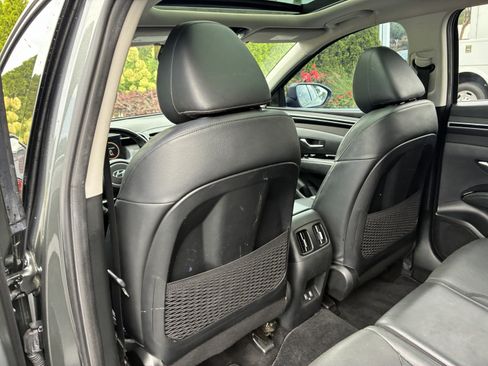 Used 2022 Hyundai Tucson Limited FWD image 14