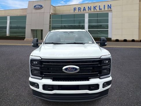 New 2026 Ford F250 Platinum w/ FX4 Off-Road Package AWD/4WD image 2