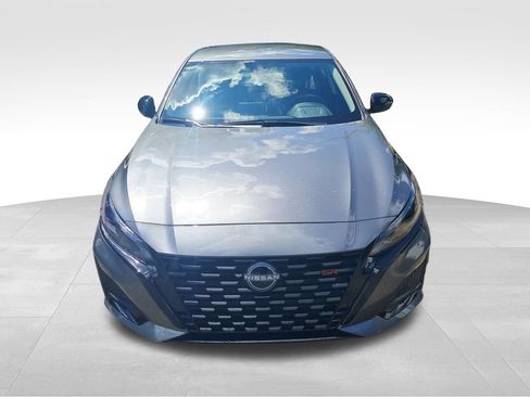 New 2026 Nissan Altima 2.5 SR AWD/4WD image 9