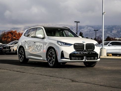 New 2026 BMW X3 xDrive30 w/ M Sport Package image 7
