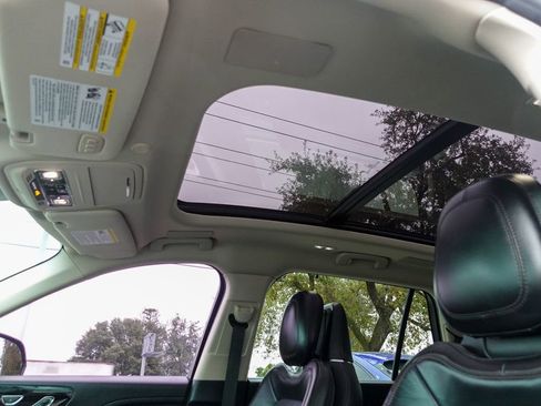 Used 2020 Lincoln Aviator Reserve w/ Equipment Group 201A image 14