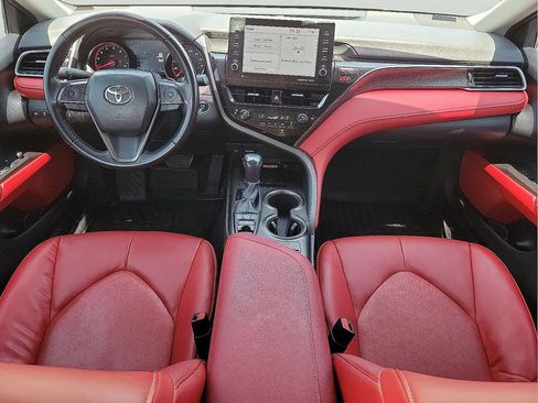 Used 2023 Toyota Camry XSE FWD image 11