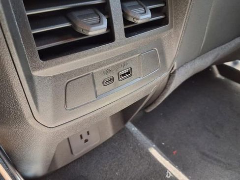 New 2025 Chevrolet Colorado ZR2 image 24