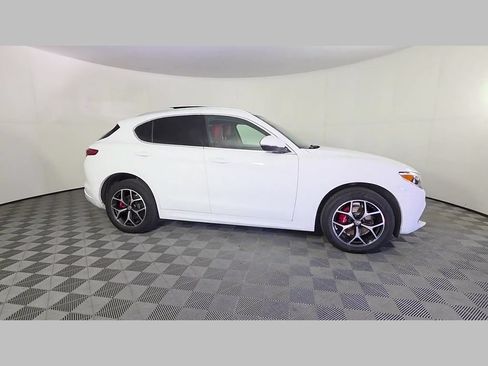 Used 2021 Alfa Romeo Stelvio Ti w/ Active Assist 2 Package TI AWD/4WD image 34