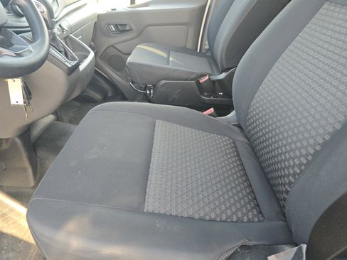 Used 2024 Ford Transit 250 T-250 130 Low Rf 9070 GVWR RWD w/ Exterior Upgrade Package image 11